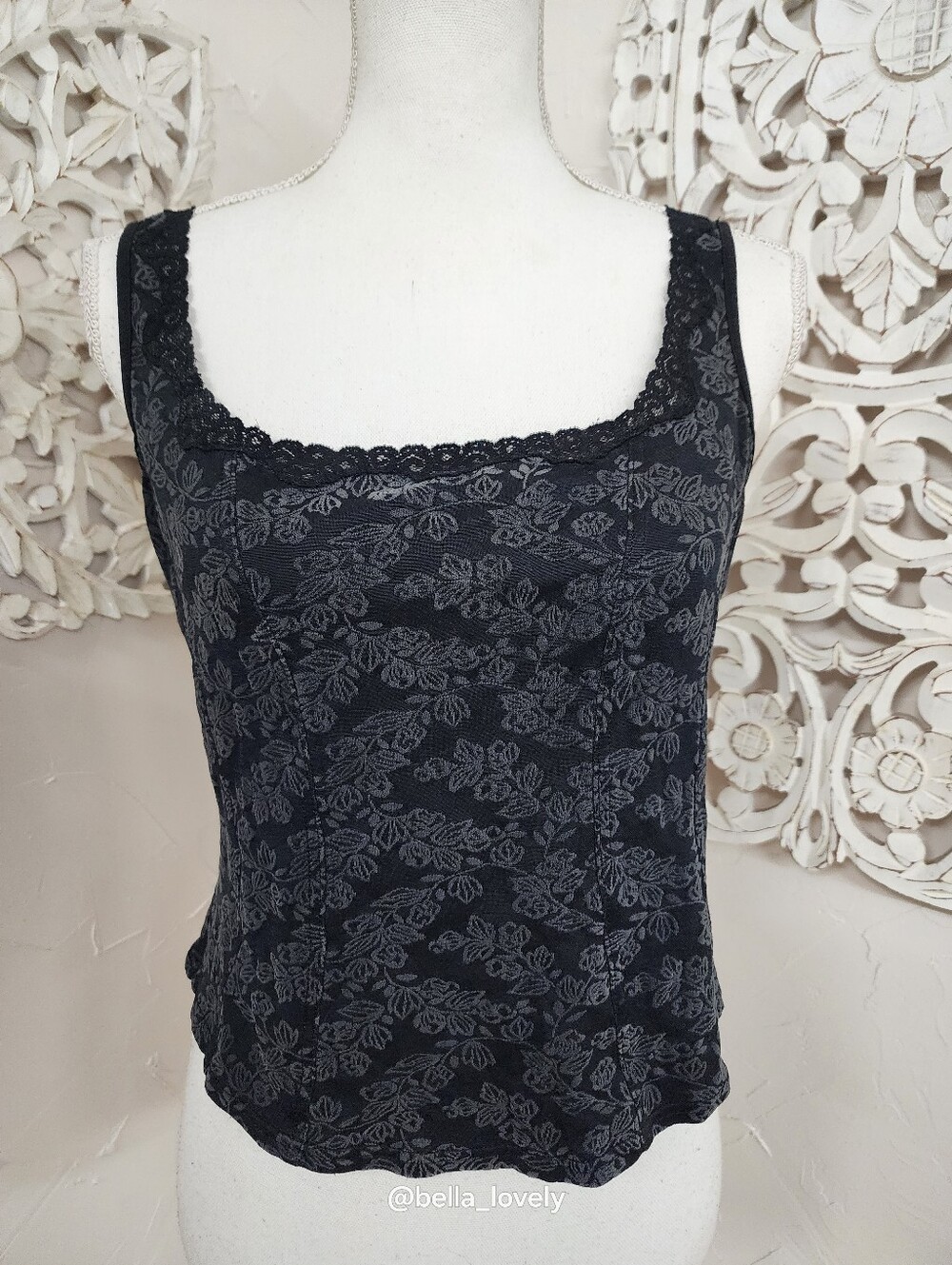 Vintage Gothic Arianne Black Lace-Trim Floral Tank